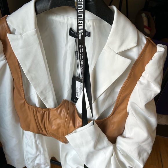 Pretty Little Thing Tan Faux Leather Bustier Layer - Picture 4 of 7